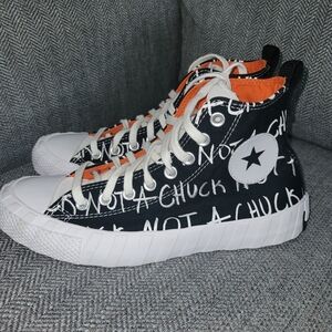 Converse Chuck Taylor, not a chuck hightop sneakers